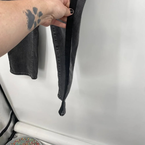 Torrid Feel The Fit Boyfriend Pull On Jeans Womens Size 2R 18/20 2X Faded Black - Picture 5 of 12